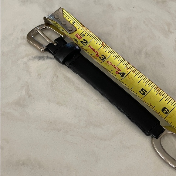 Amiee Lynn black leather belt silver tone oval links size M